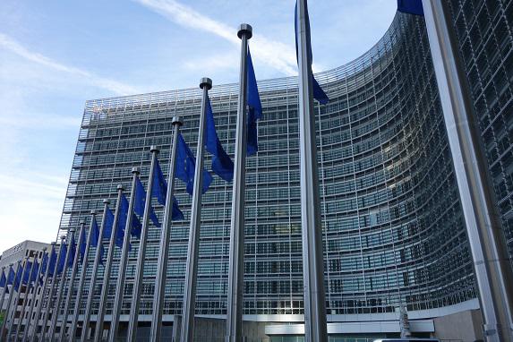 Glyphosate: toujours pas de majorité qualifiée, Bruxelles va prolonger d’un an l’autorisation 